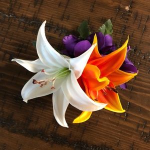 Floral wedding hair clip